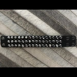 Black leather beaded bracelet